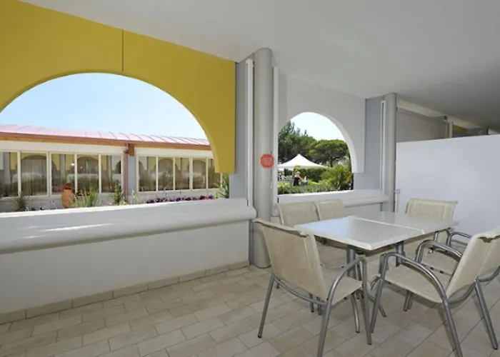 Apartament Spacious With A Bright Outdoor Terrace *