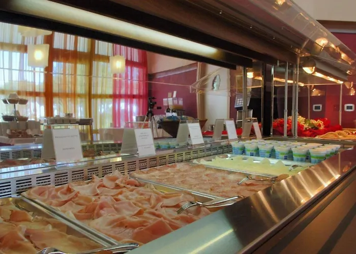 Apartment Spacious With A Bright Outdoor Terrace *