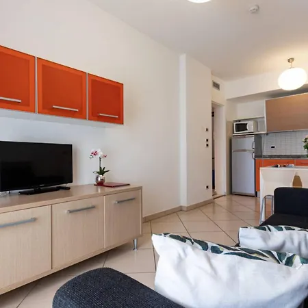 Spacious With A Bright Outdoor Terrace *