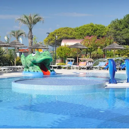 Apartment Spacious With A Bright Outdoor Terrace Bibione