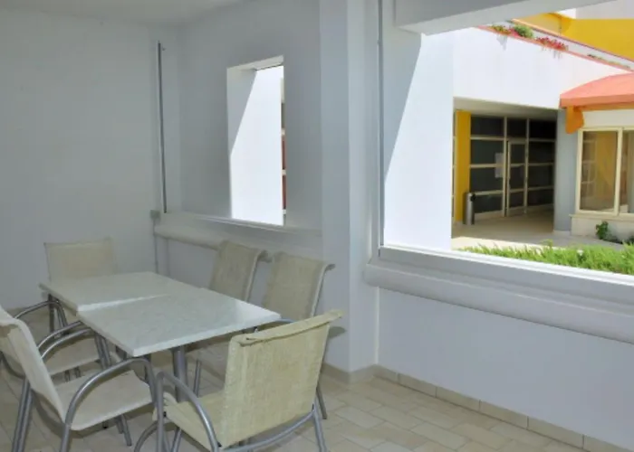 Apartment Spacious With A Bright Outdoor Terrace *